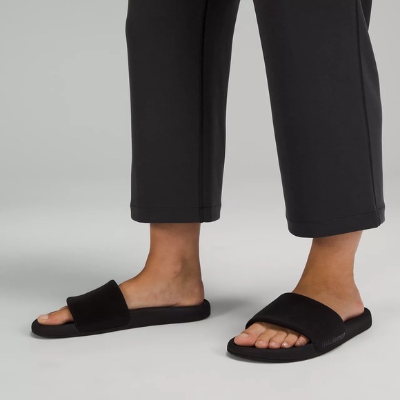 🌟 LULULEMON SOFTSTREME HIGH RISE STRAIGHT LEG CROPPED PANT  🌟 - Picture 5 of 12